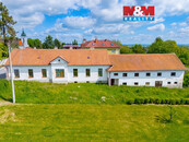 Prodej rodinného domu v Moravci, cena 4900000 CZK / objekt, nabízí 