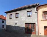 Exkluzivní prodej historického domu se zachovalými dobovými prvky v Zámostí, v hist.části Třebíče, cena 18490000 CZK / objekt, nabízí 