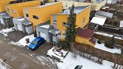 Prodej moderního řadového domu s terasou a zahradou - Jihlava, ul. Na Dolech, cena 9850000 CZK / objekt, nabízí 